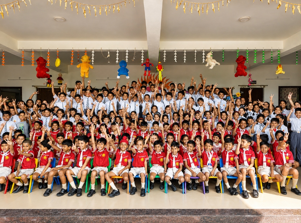 Vibrant MJ School Student Community & Assembly